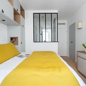 Pick A Flat's In Saint Germain - Rue Corneille Apartment