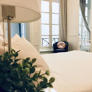 Marais Apartment