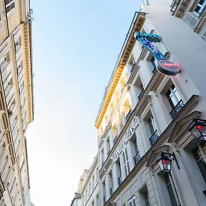 Hotell Grand Amour, Paris