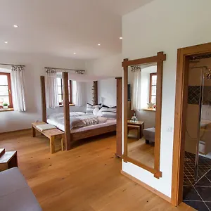 hotel-alpenblick-riedering.com-bavaria.com/