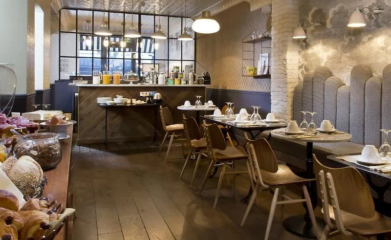 Hotel Paradis Paris